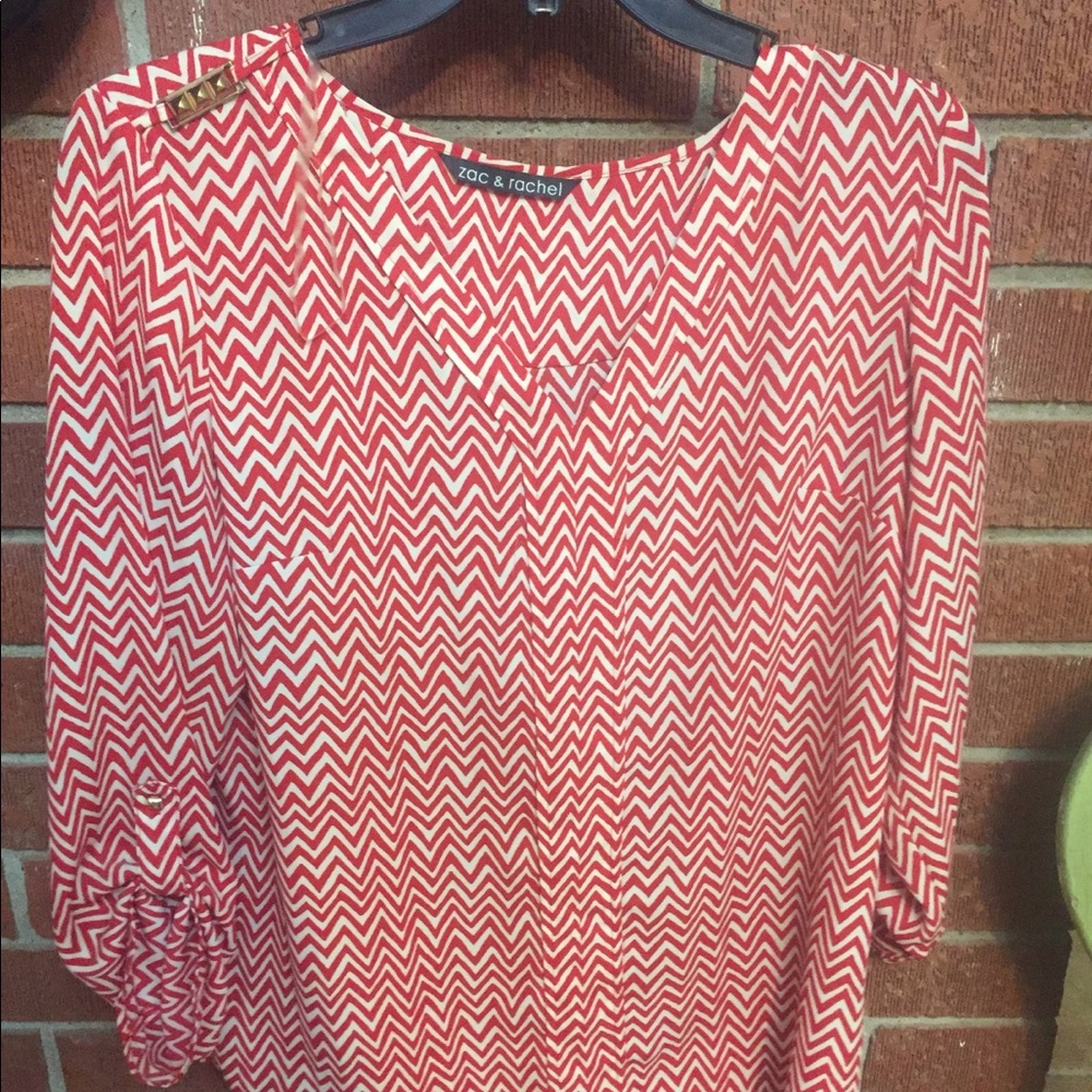 Chevron Top